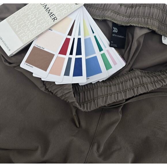 All In Motion Women’s Stretch Woven High-Rise Taper Pants - Picture 2 of 6